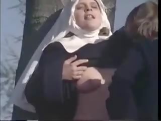 Plezier met nuns: gratis plezier buis vies film mov 54