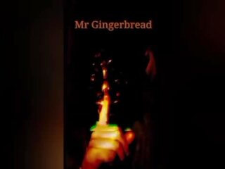 Mr gingerbread vë thith në putz vrimë pastaj fucks e pisët mdtq në the bythë