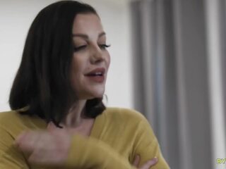 Slutty Stepmom Sovereign Syre Wants Creampie: Free sex video d2 | xHamster