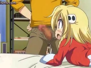 Dun anime blondine neemt groot phallus