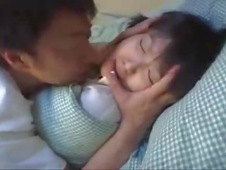 Glorioso asiática jovem grávida fodido por dela padrasto